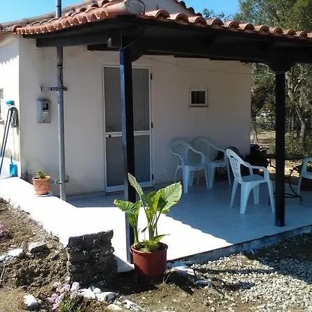 Salanti Beach House *